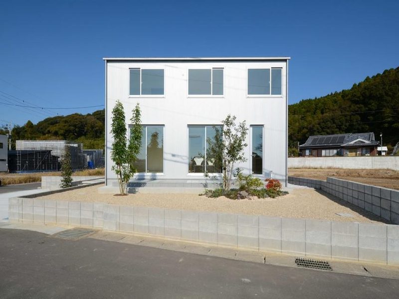 東諸県郡国富町木脇の新築一戸建ての外観